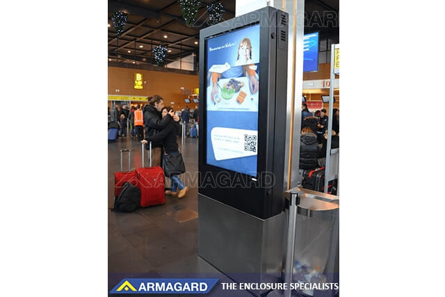 Armagard-informatiezuil voor weerbestendige digitale bewegwijzering voor luchthavens